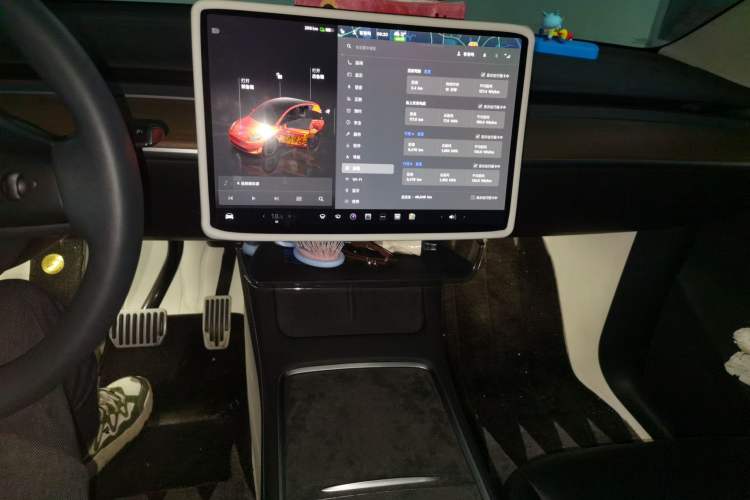 Used Tesla Model Y 2022 Revised Version Rear-Wheel Drive Audio And AC Panel
