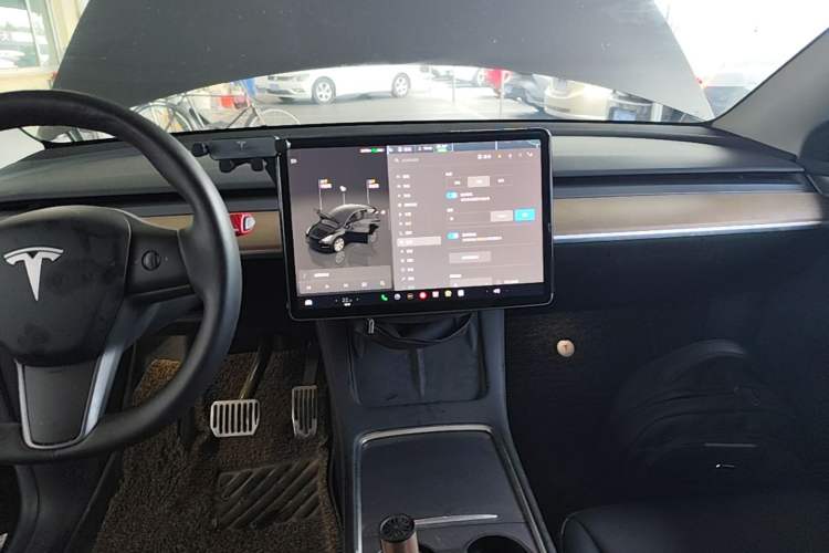 Used Tesla Model Y 2022 Rear-Wheel-Drive Version Audio And AC Panel