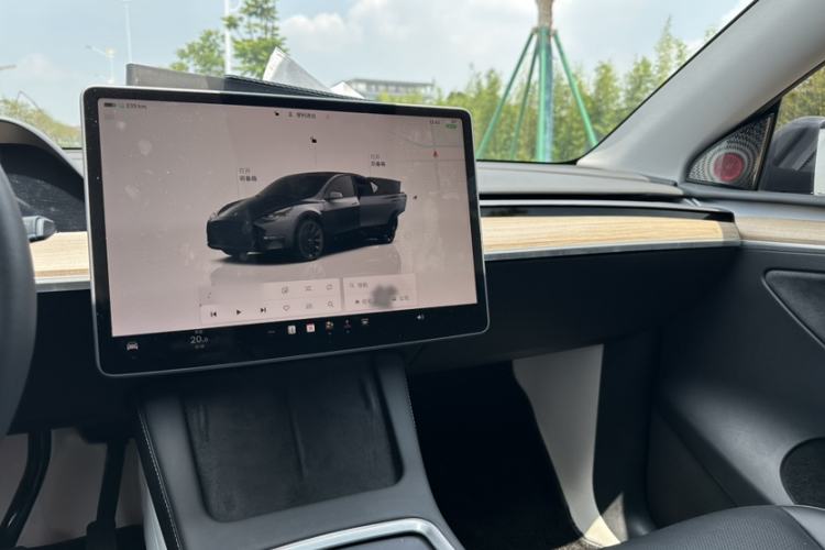 Used Tesla Model Y 2022 Revised Version Long-Range All-Wheel Drive Audio And AC Panel