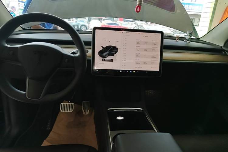 Used Tesla Model Y 2022 Revised Version Rear-Wheel Drive Audio And AC Panel