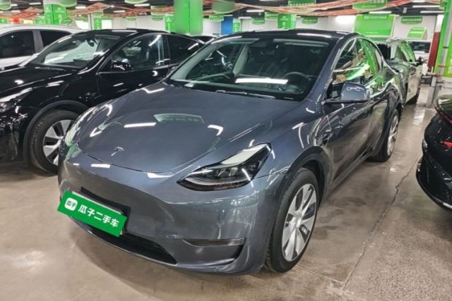 Used Tesla Model Y 2022 Long-Range All-Wheel-Drive Version