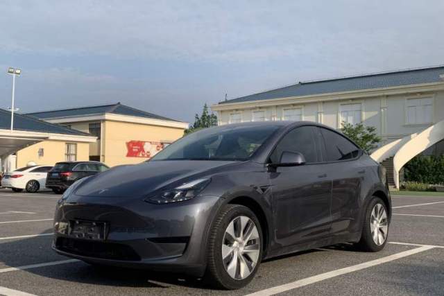 Used Tesla Model Y 2022 Rear-Wheel-Drive Version