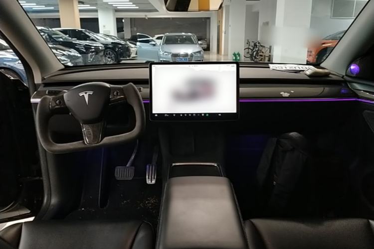Used Tesla Model Y 2022 Rear-Wheel-Drive Version Center Console