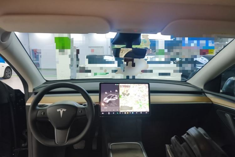 Used Tesla Model Y 2022 Revised Version Long-Range All-Wheel Drive Center Console