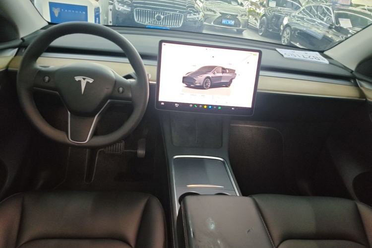 Used Tesla Model Y 2022 Rear-Wheel-Drive Version Center Console