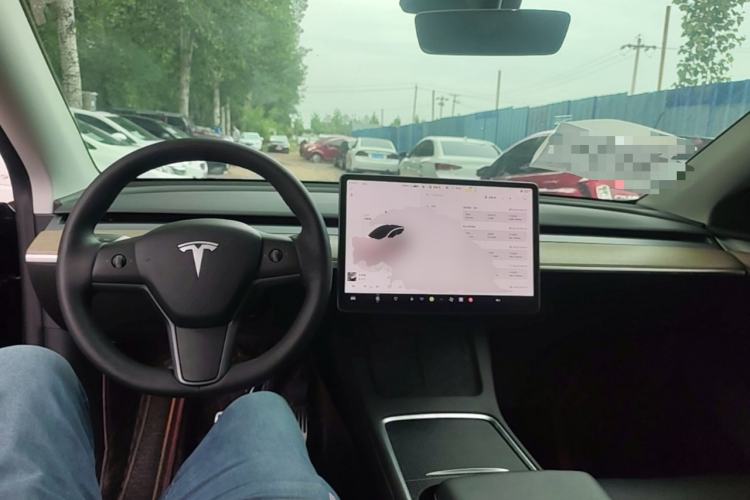 Used Tesla Model Y 2022 Revised Version Rear-Wheel Drive Center Console