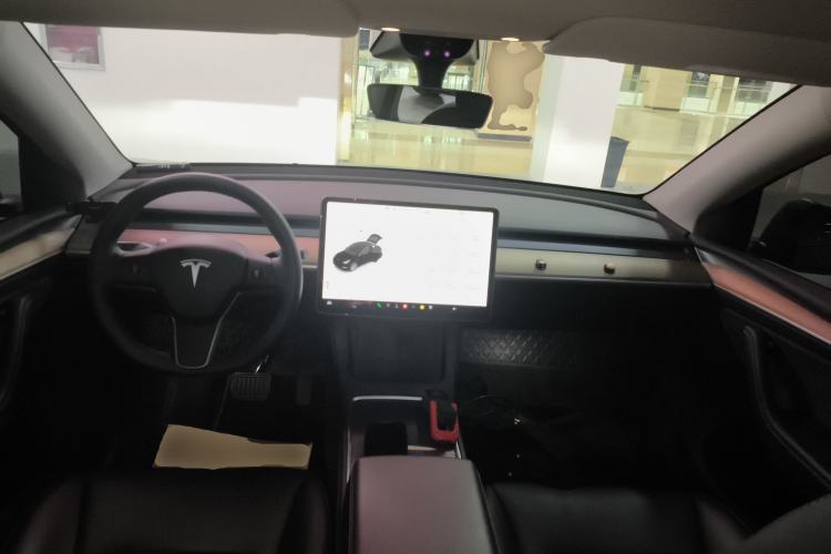 Used Tesla Model Y 2022 Rear-Wheel-Drive Version Center Console