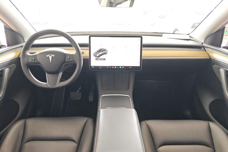Used Tesla Model Y 2022 Revised Version Rear-Wheel Drive Center Console