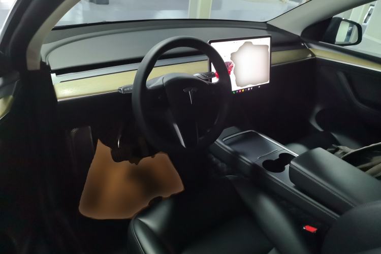 Used Tesla Model Y 2022 Revised Version Rear-Wheel Drive Center Console