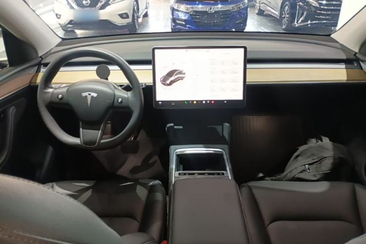 Used Tesla Model Y 2022 Revised Version Rear-Wheel Drive Center Console