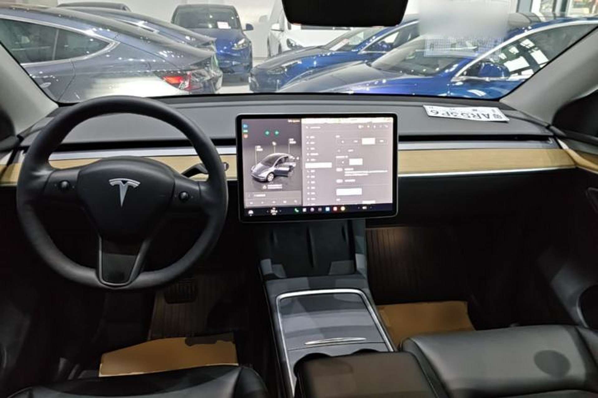 Used Tesla Model Y 2022 Revised Version Rear-Wheel Drive Center Console