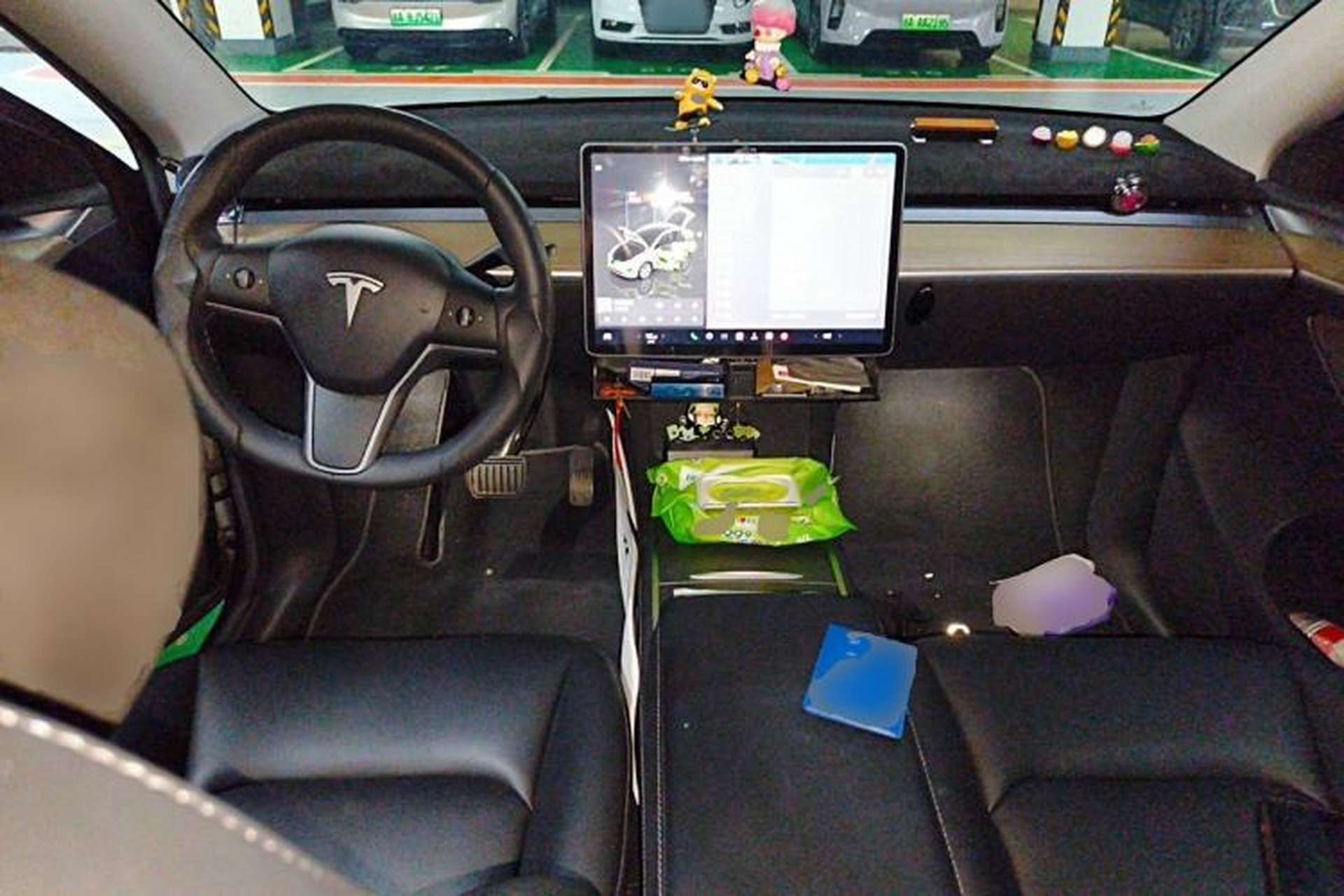 Used Tesla Model Y 2022 Revised Version Rear-Wheel Drive Center Console