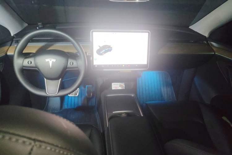 Used Tesla Model Y 2022 Revised Version Rear-Wheel Drive Center Console