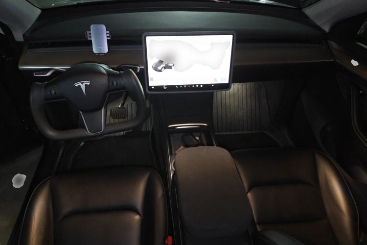 Used Tesla Model Y 2022 Revised Version Rear-Wheel Drive Center Console