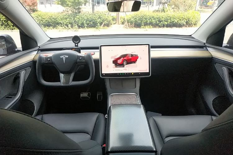 Used Tesla Model Y 2022 Revised Version Rear-Wheel Drive Center Console
