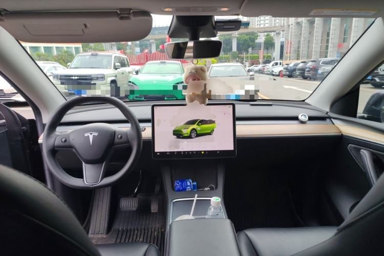 Used Tesla Model Y 2022 Revised Version Rear-Wheel Drive Center Console
