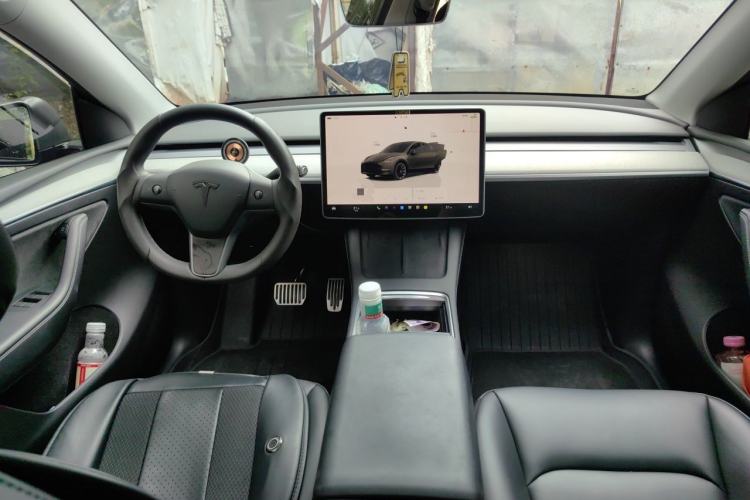 Used Tesla Model Y 2022 Revised Version Rear-Wheel Drive Center Console