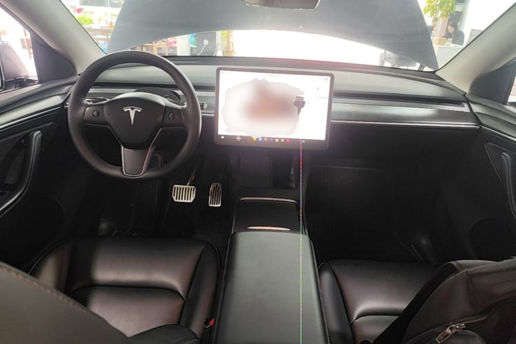 Used Tesla Model Y 2022 Rear-Wheel-Drive Version Center Console