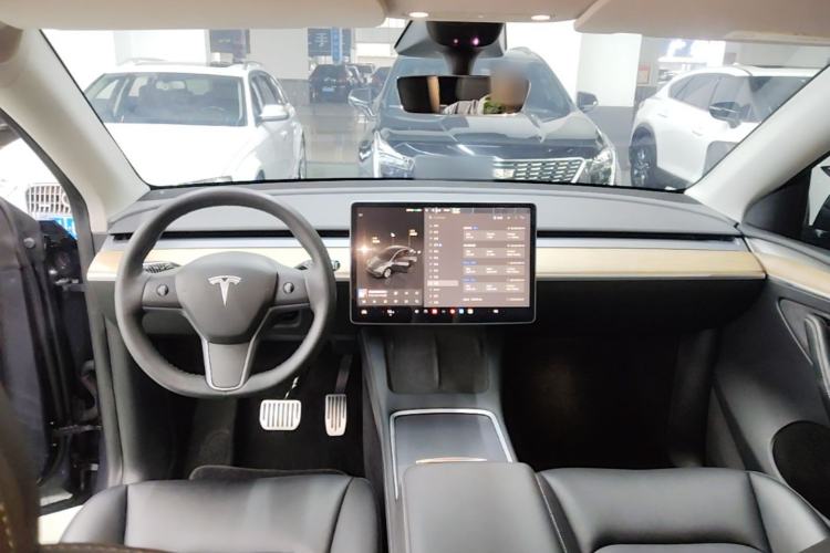 Used Tesla Model Y 2022 Revised Version Rear-Wheel Drive Center Console