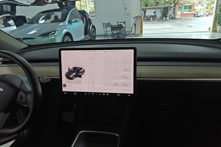 Used Tesla Model Y 2022 Revised Version Rear-Wheel Drive Center Console