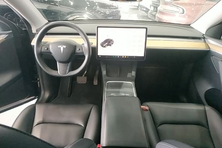 Used Tesla Model Y 2022 Revised Version Rear-Wheel Drive Center Console