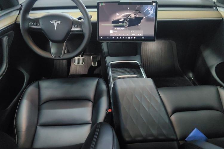 Used Tesla Model Y 2022 Revised Version Rear-Wheel Drive Center Console