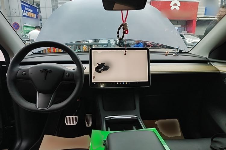 Used Tesla Model Y 2022 Revised Version Rear-Wheel Drive Center Console