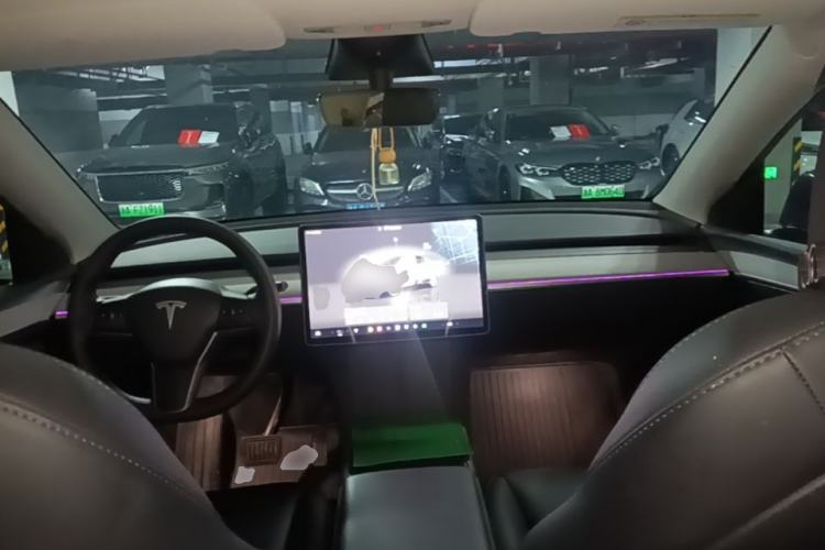 Used Tesla Model Y 2022 Revised Version Rear-Wheel Drive Center Console