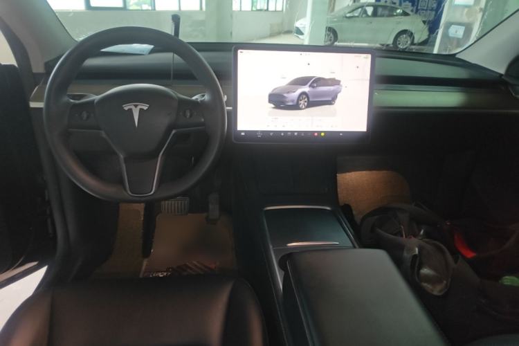 Used Tesla Model Y 2022 Rear-Wheel-Drive Version Center Console