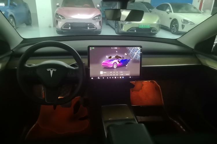 Used Tesla Model Y 2022 Revised Version Rear-Wheel Drive Center Console