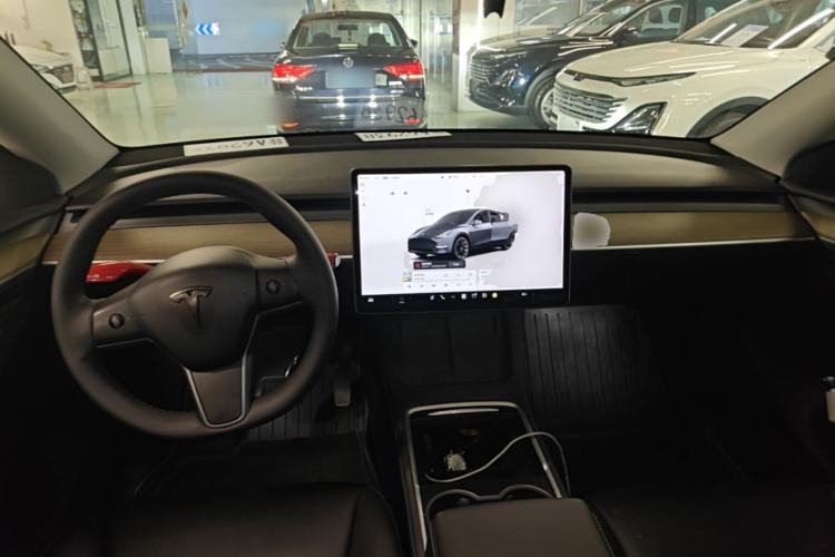Used Tesla Model Y 2022 Revised Version Rear-Wheel Drive Center Console
