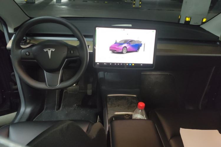 Used Tesla Model Y 2022 Rear-Wheel-Drive Version Center Console