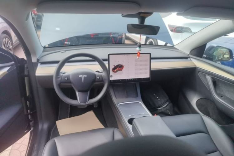Used Tesla Model Y 2022 Revised Version Rear-Wheel Drive Center Console