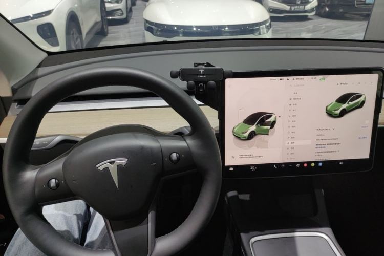 Used Tesla Model Y 2022 Revised Version Rear-Wheel Drive Center Console