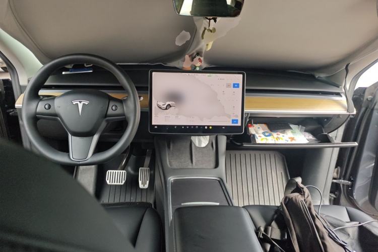 Used Tesla Model Y 2022 Revised Version Rear-Wheel Drive Center Console