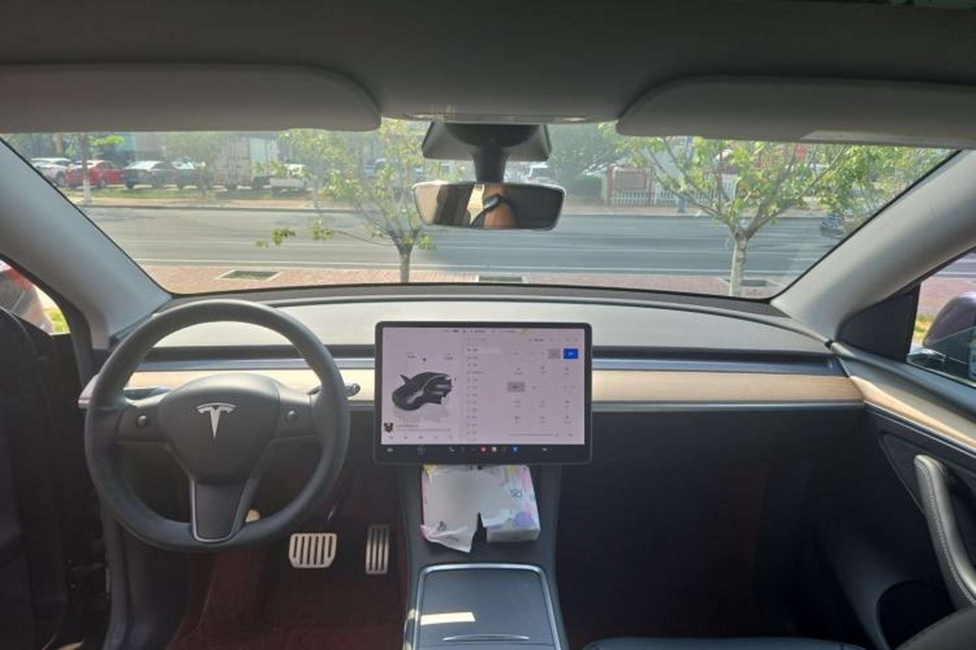 Used Tesla Model Y 2022 Performance High-Performance All-Wheel-Drive Version Center Console