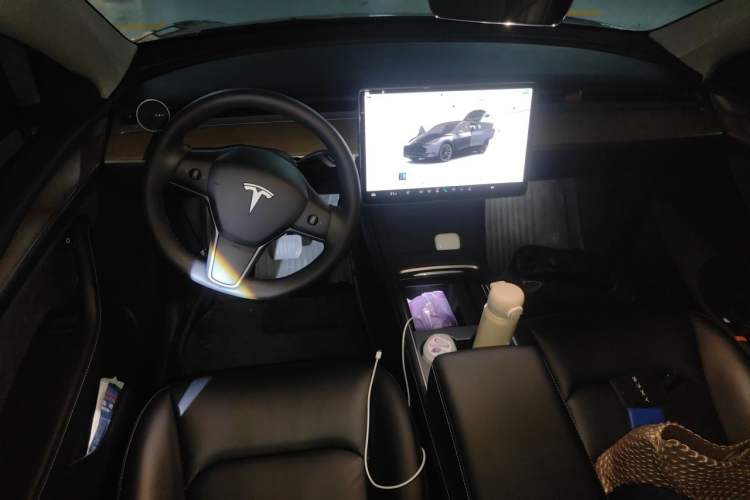 Used Tesla Model Y 2022 Revised Version Rear-Wheel Drive Center Console