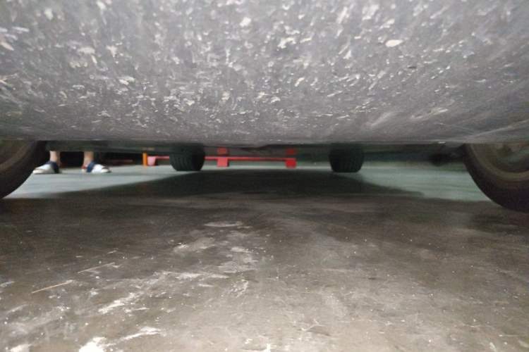 Used Tesla Model Y 2022 Rear-Wheel-Drive Version Chassis Front