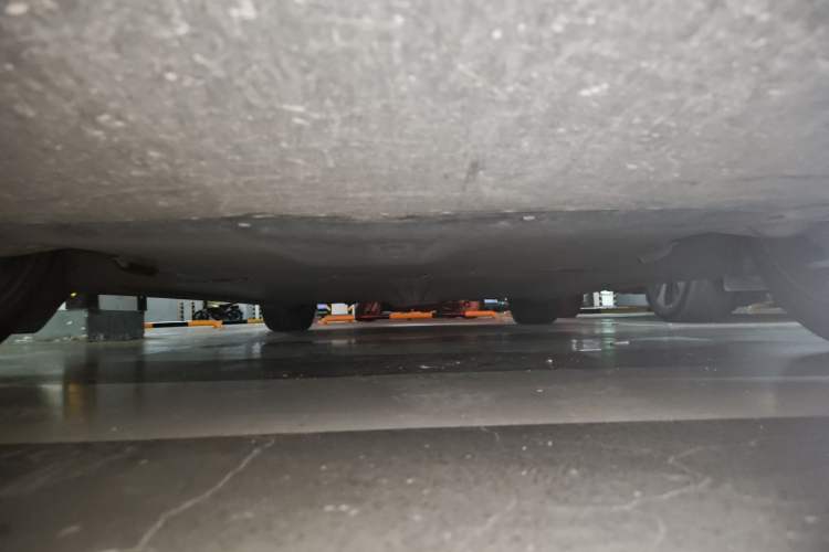 Used Tesla Model Y 2022 Rear-Wheel-Drive Version Chassis Front