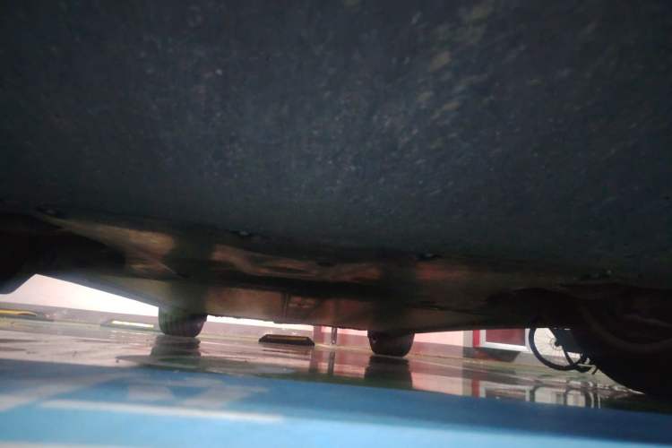 Used Tesla Model Y 2022 Revised Version Rear-Wheel Drive Chassis Front