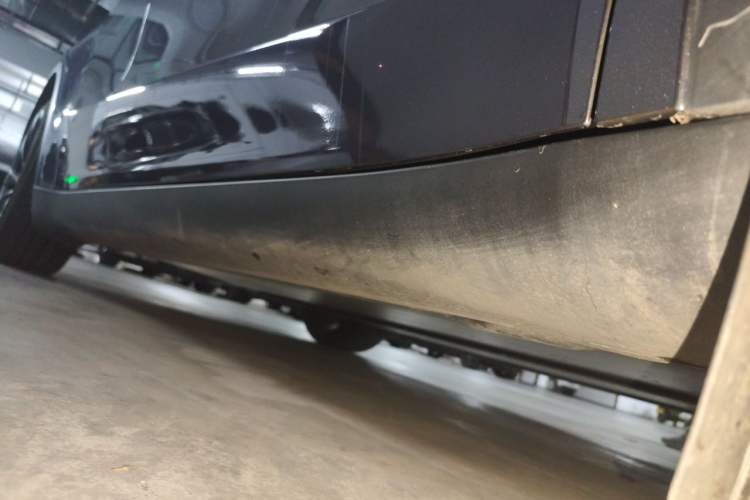 Used Tesla Model Y 2022 Revised Version Rear-Wheel Drive Chassis Front Right