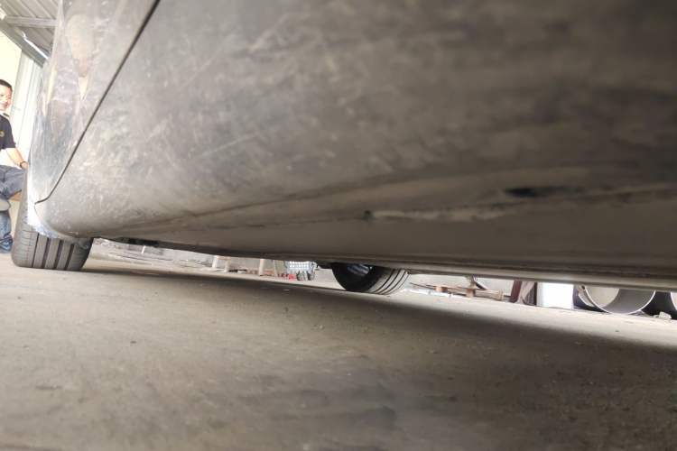 Used Tesla Model Y 2022 Performance High-Performance All-Wheel-Drive Version Chassis Rear Left