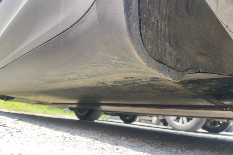 Used Tesla Model Y 2022 Long-Range All-Wheel-Drive Version Chassis Rear Left