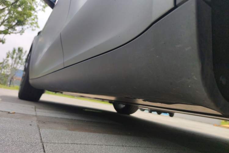 Used Tesla Model Y 2022 Long-Range All-Wheel-Drive Version Chassis Rear Left