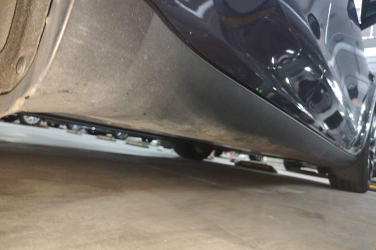 Used Tesla Model Y 2022 Revised Version Rear-Wheel Drive Chassis Rear Right