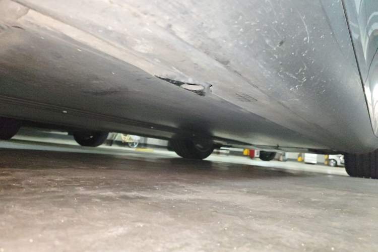 Used Tesla Model Y 2022 Rear-Wheel-Drive Version Chassis Rear Right