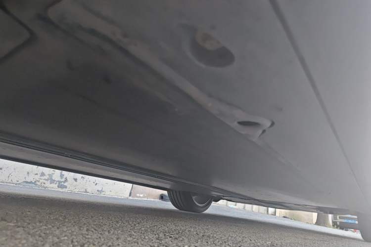 Used Tesla Model Y 2022 Rear-Wheel-Drive Version Chassis Rear Right