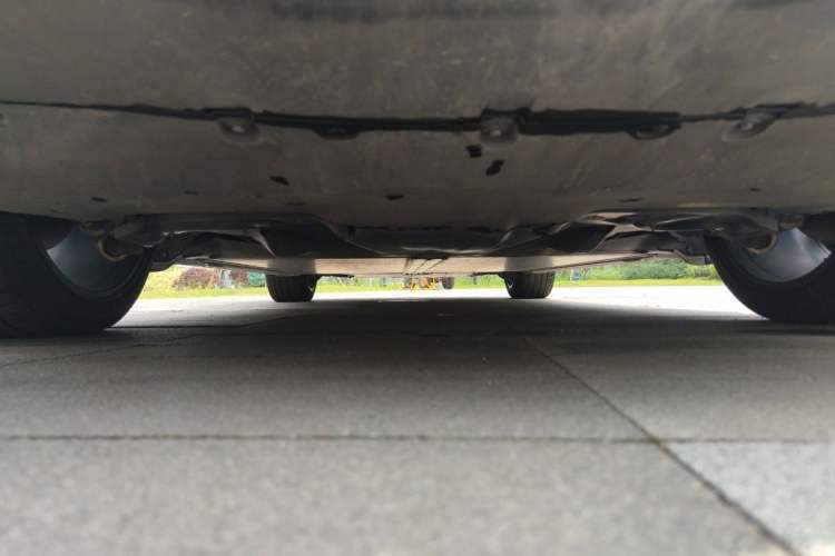 Used Tesla Model Y 2022 Long-Range All-Wheel-Drive Version Chassis Rear