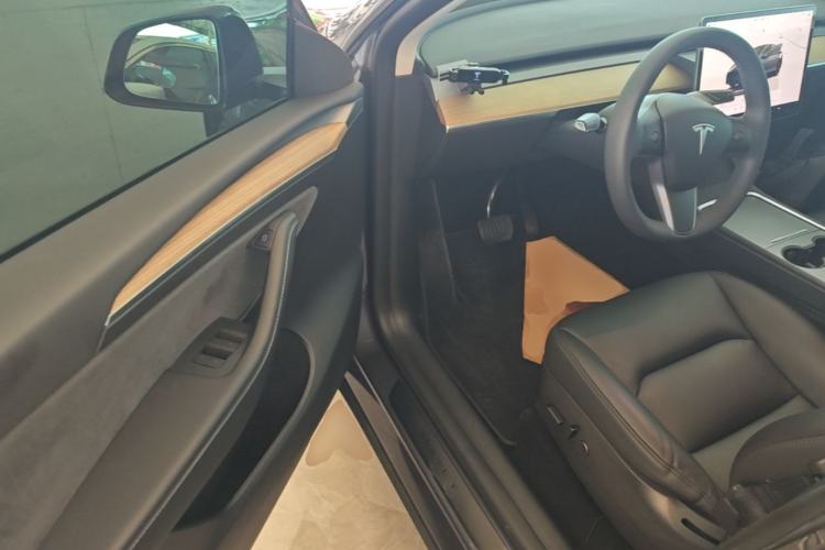 Used Tesla Model Y 2022 Revised Version Rear-Wheel Drive Driver Seat