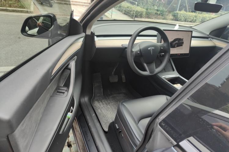 Used Tesla Model Y 2022 Revised Version Rear-Wheel Drive Driver Seat